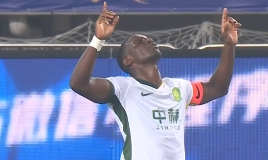 完美开局来临;法比奥头球破门;感激球迷一路相伴。 体育新闻 完美开局来临;法比奥头球破门;感激球迷一路相伴。 体育新闻