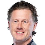 麦克马纳曼看好枪手前景,阿森纳本赛季有望收获双冠;欧冠之路仍存挑战 体育新闻 麦克马纳曼看好枪手前景,阿森纳本赛季有望收获双冠;欧冠之路仍存挑战 体育新闻