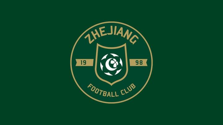 浙江队返杭后迅速调整状态;冬训热身暴露细节短板;新援组合正成为核心力量。 体育新闻