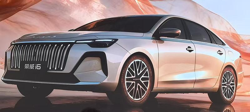  上汽乘用车新车规划重磅发布，MG4X纯电SUV首搭半固态电池；MG07混动轿跑亮相；荣威i6燃油家轿蓄势待发。 汽车科技