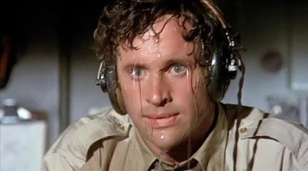  零上55℃酷暑与零下55℃严寒，人类生存策略面临截然不同的难题。 文化旅游