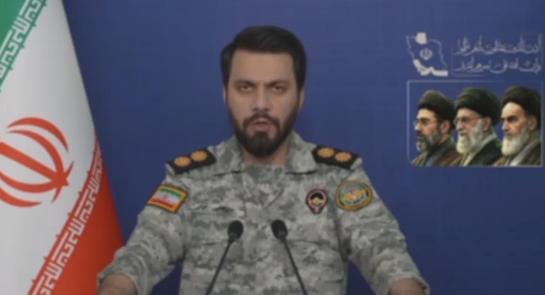 霍尔木兹海峡局势升级,伊朗强势警告;泰国货船遇袭,美军护航承诺落空。 新闻