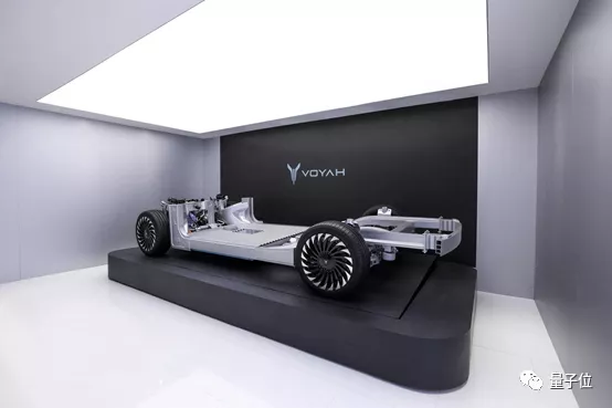 2021年行业风向:造车新势力与实力派的博弈与融合 汽车科技