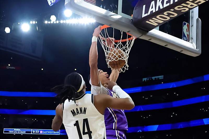 内线防守效能提升:数据模型验证贾克森·海斯的战术价值 IT技术