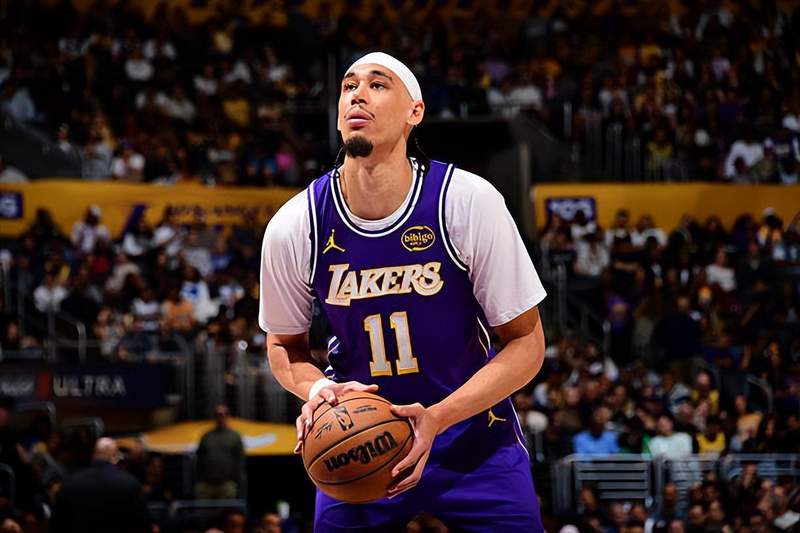 内线防守效能提升:数据模型验证贾克森·海斯的战术价值 IT技术