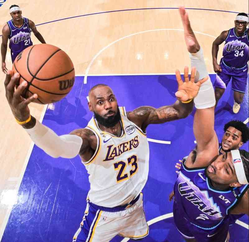  NBA季后赛首轮对阵深度解析：湖人困境与赔率玄机 体育新闻 NBA季后赛首轮对阵深度解析：湖人困境与赔率玄机 体育新闻